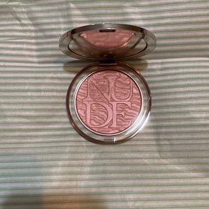 LE Dior Summer Dune Luminizer in Pink Dune